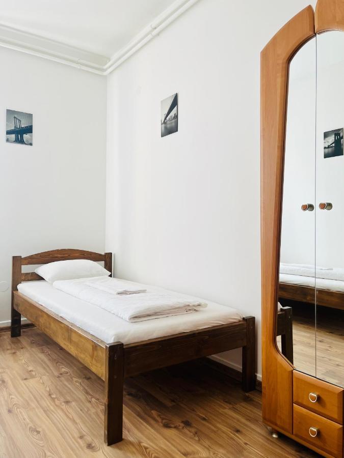 Gabor Panzio Aparthotel Gyál Екстериор снимка